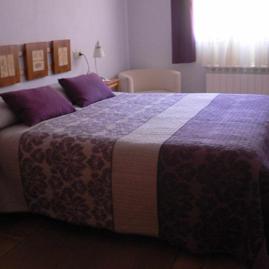 Apartamentos Casa Lola Rodeados De Montanas Y Rios 贝塞特 外观 照片