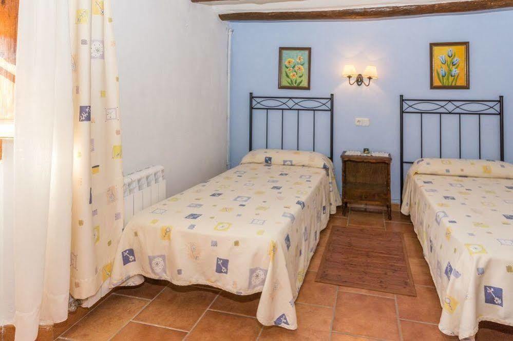 Apartamentos Casa Lola Rodeados De Montanas Y Rios 贝塞特 外观 照片