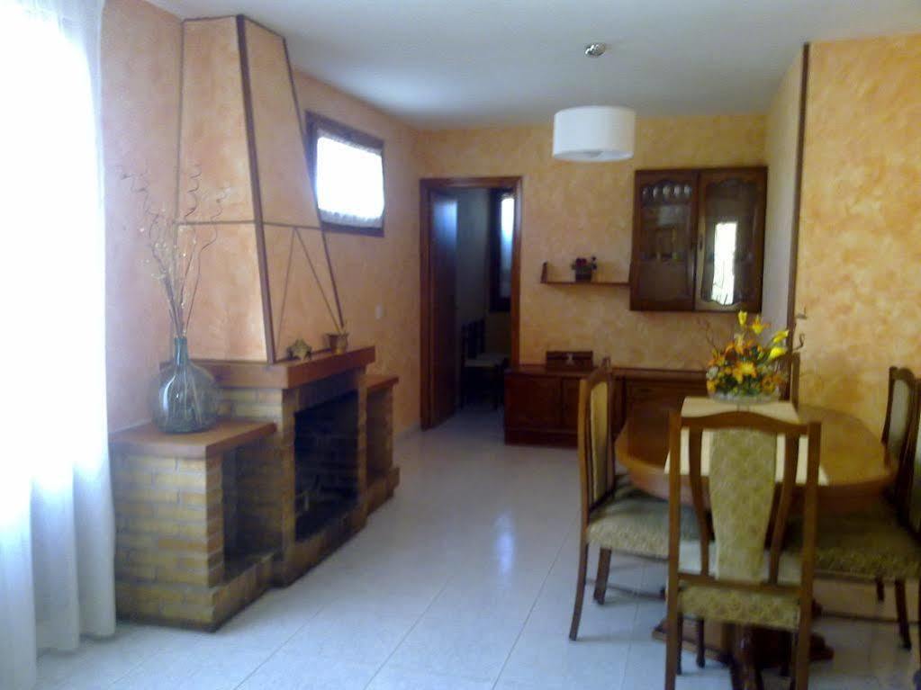 Apartamentos Casa Lola Rodeados De Montanas Y Rios 贝塞特 外观 照片
