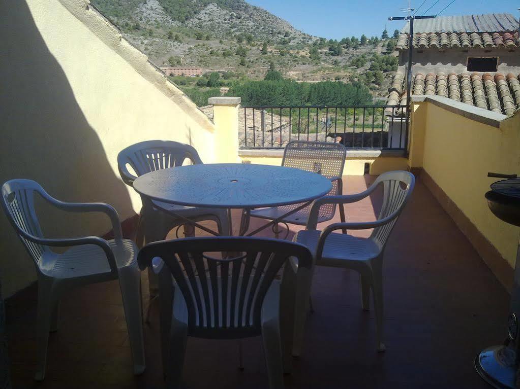 Apartamentos Casa Lola Rodeados De Montanas Y Rios 贝塞特 外观 照片